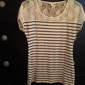 Boston Proper t shirt white with navy stripes